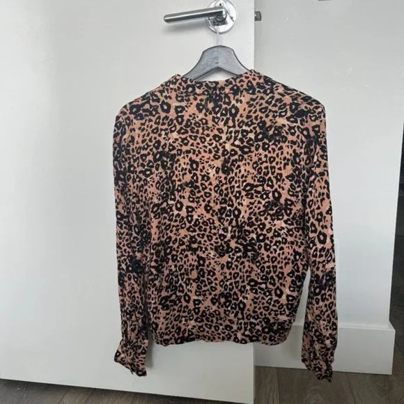 Aritzia Wilfred Emmeline Blouse - Picture 5 of 7